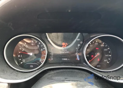 2019 Jeep Compass Latitude z USA, uszkodzony, nr VIN 3C4NJDBB2KT813287